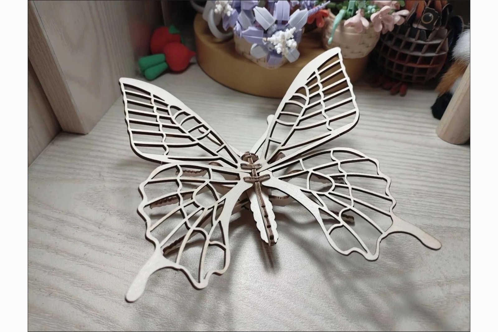 DIY Mechanical Butterfly Model